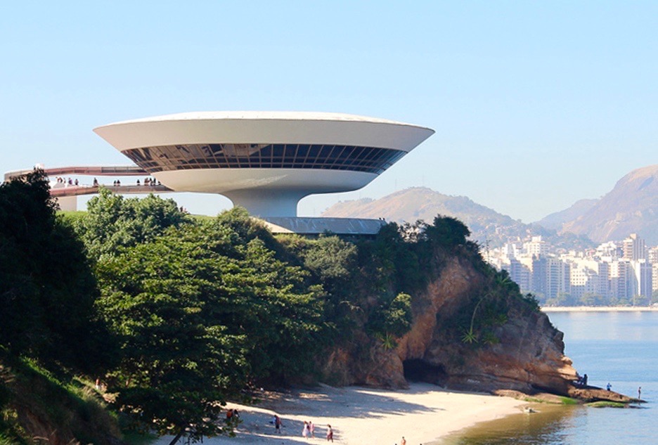 Image de couverture pour La Planète Bleue 1003 –