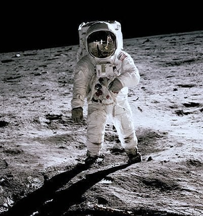 Image de couverture pour La Planète Bleue 1048 –