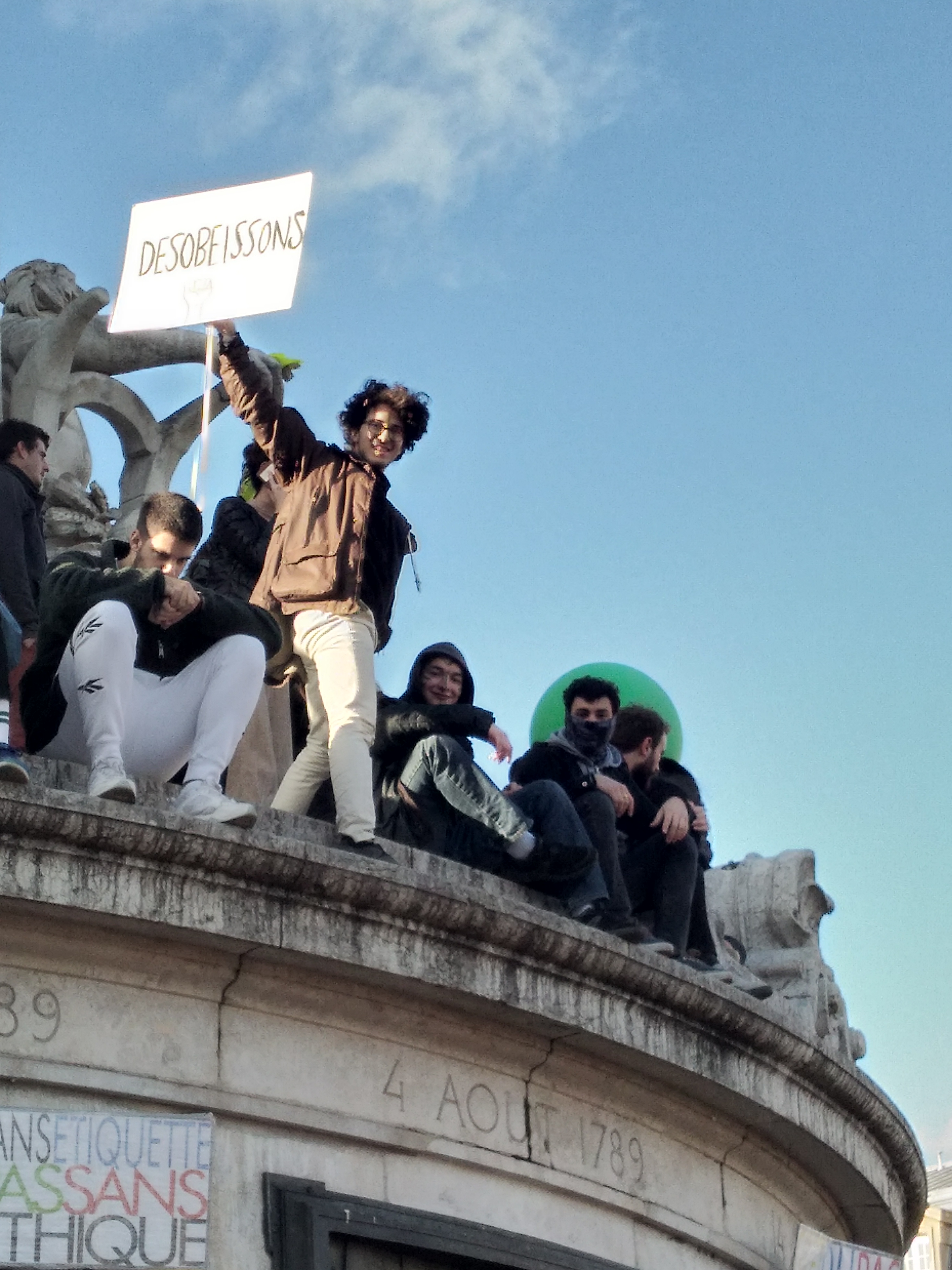 Image de couverture pour La Planète Bleue 965 –